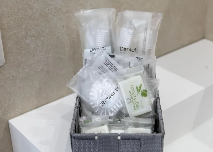 St Peter Twelve 4* Róma