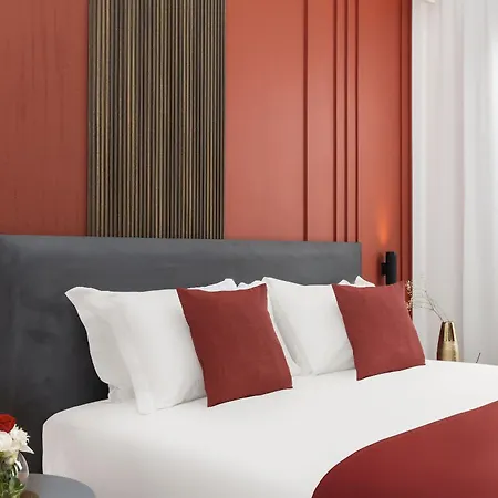 St Peter Twelve 4* Rom