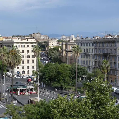 St Peter Twelve Bed and breakfast 4*