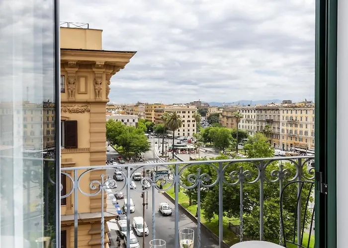 St Peter Twelve 4* Rome