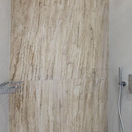 Alojamento de Acomodação e Pequeno-almoço St Peter Twelve 4*