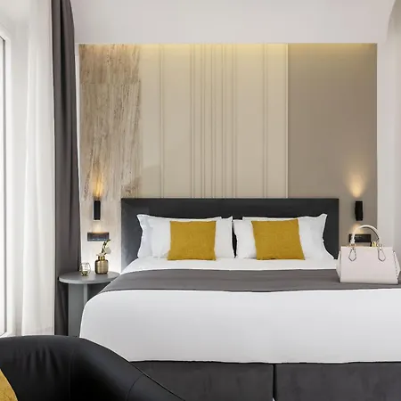 St Peter Twelve Bed & Breakfast 4*